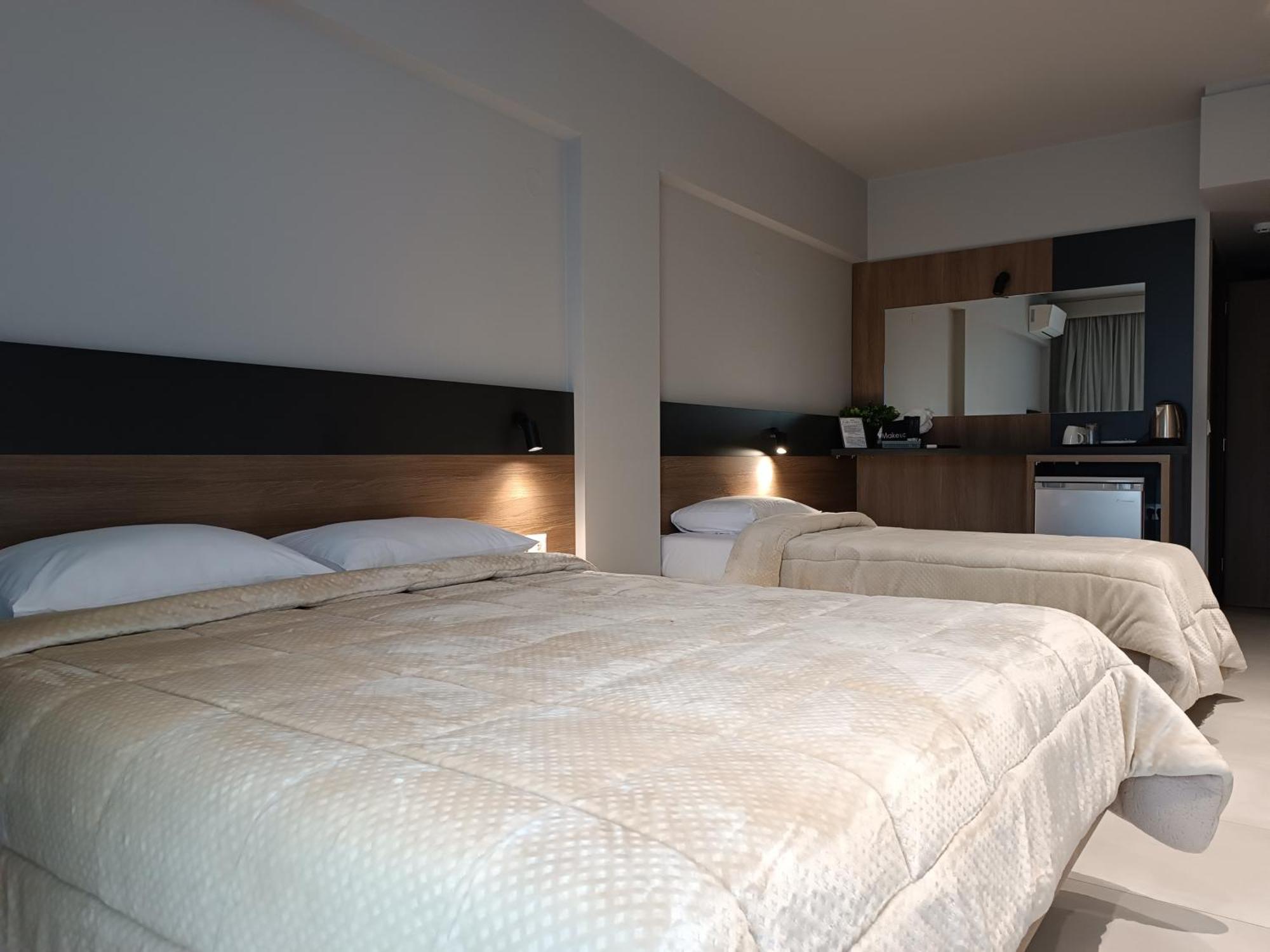Elizabeth Queen Luxury Rooms Paralia Katerinis Exterior photo